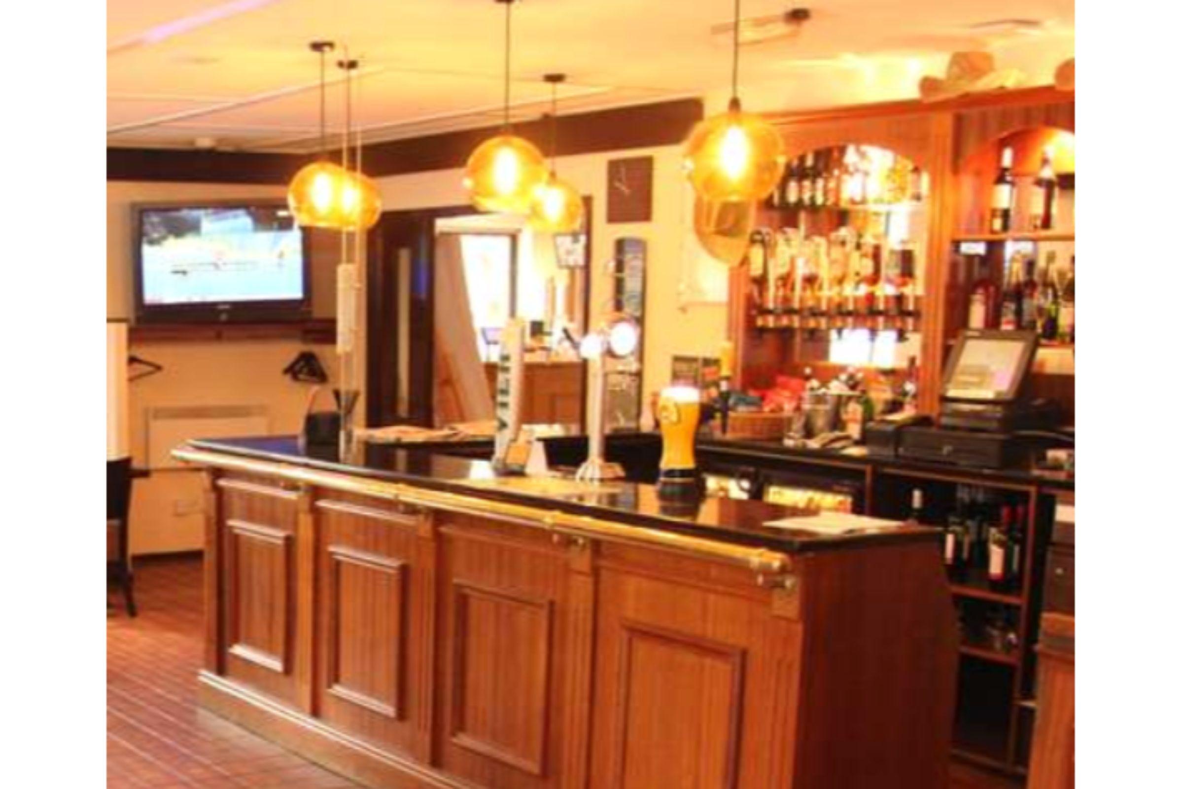 Hotel Campanile Milton Keynes - Fenny Stratford Exterior foto